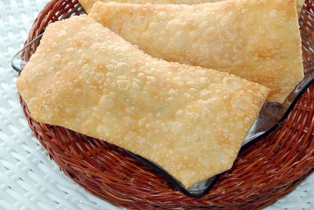 Pastel lanche brasileiro