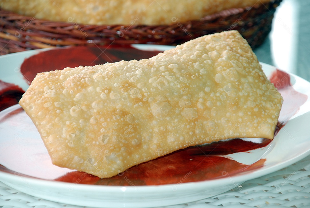 Pastel petisco brasileiro