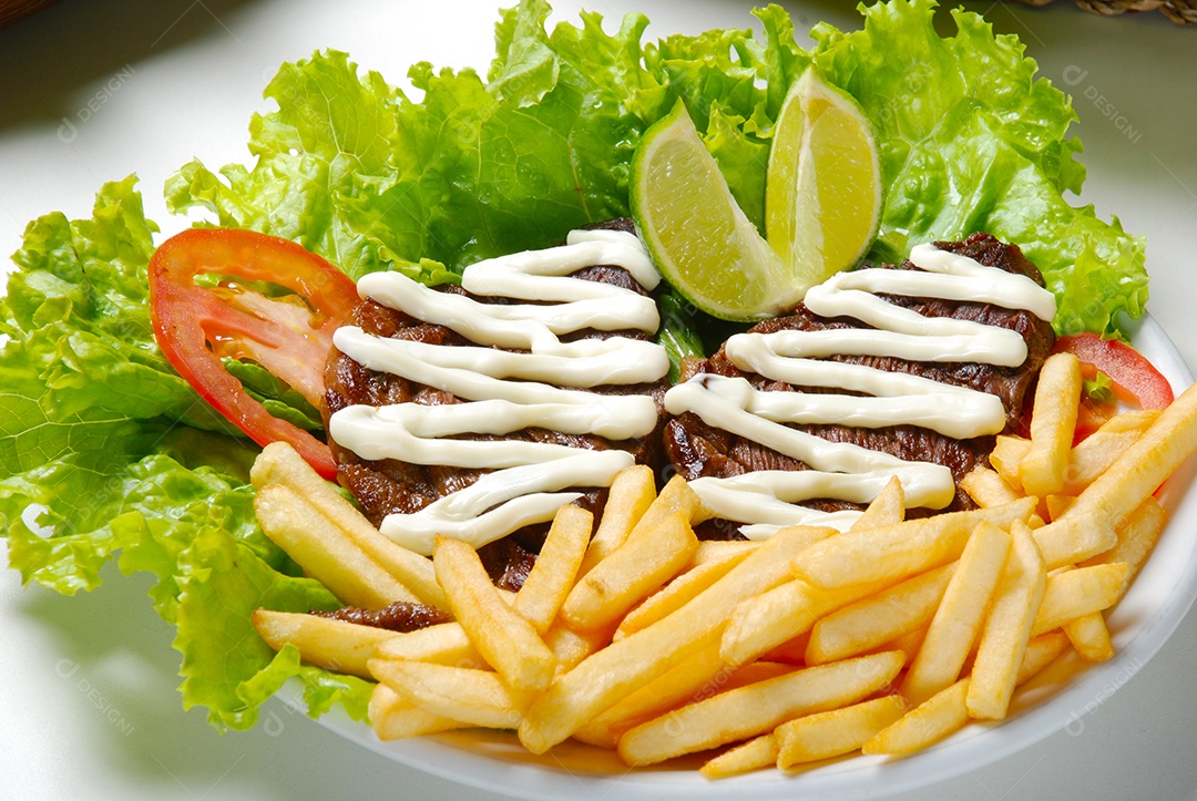 Picanha batata frita salada e catupiry