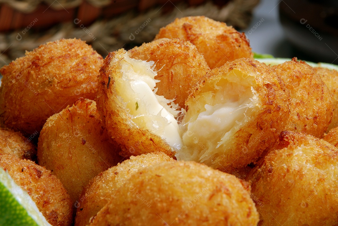 Bolinhos de bacalhau