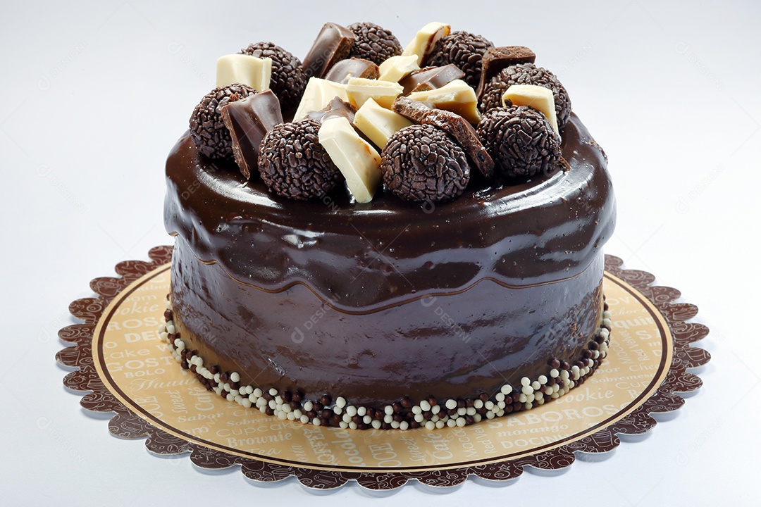 Bolo de chocolate com bombom