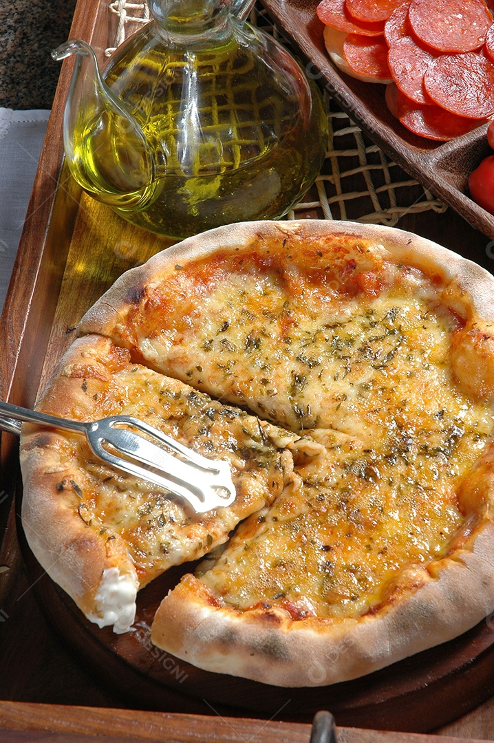 Deliciosa pizza de mussarela