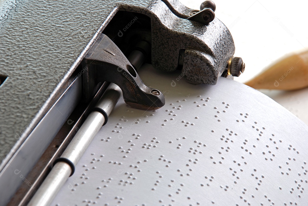 Escrita em máquina Braille