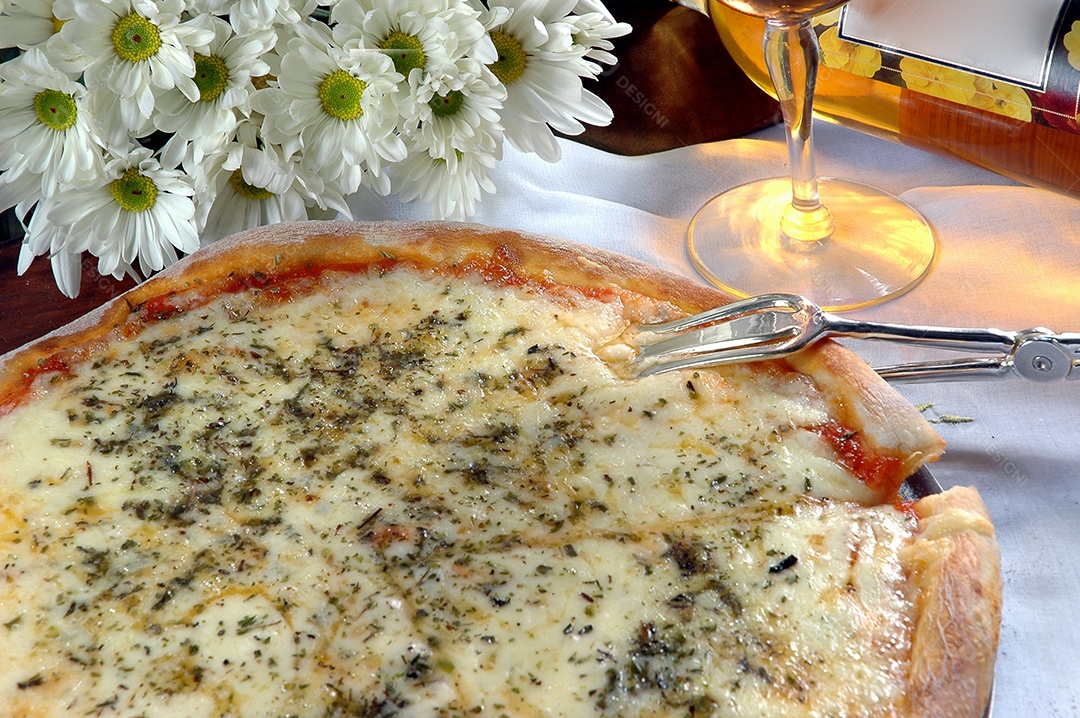 Fatia de pizza deliciosa com muito queijo