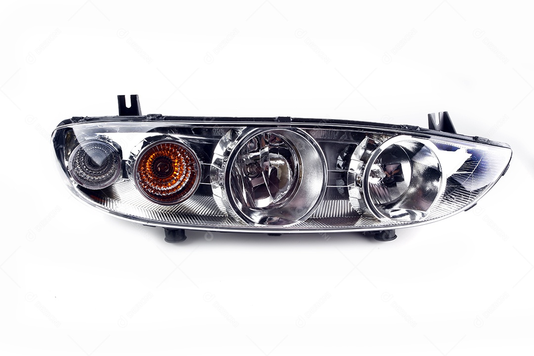 Farol de carro fundo branco