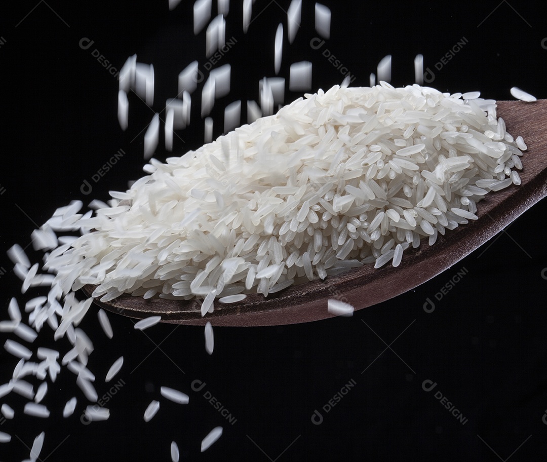 Colher de arroz cru