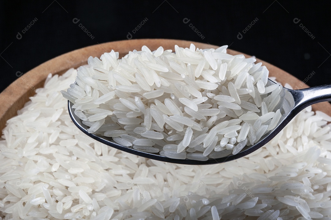 Colher de arroz cru