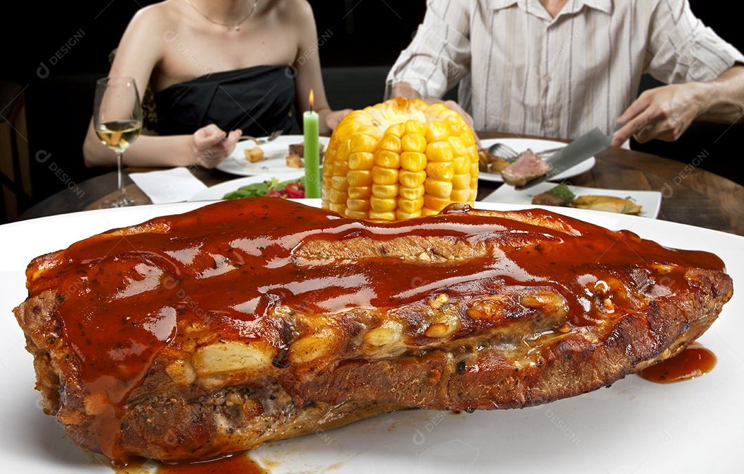 Costela assada com molho barbecue