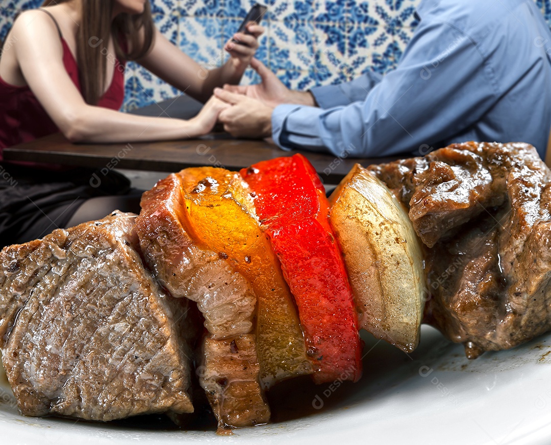 Espeto de carne delicioso