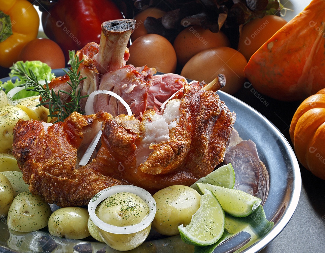 Joelho de porco defumado