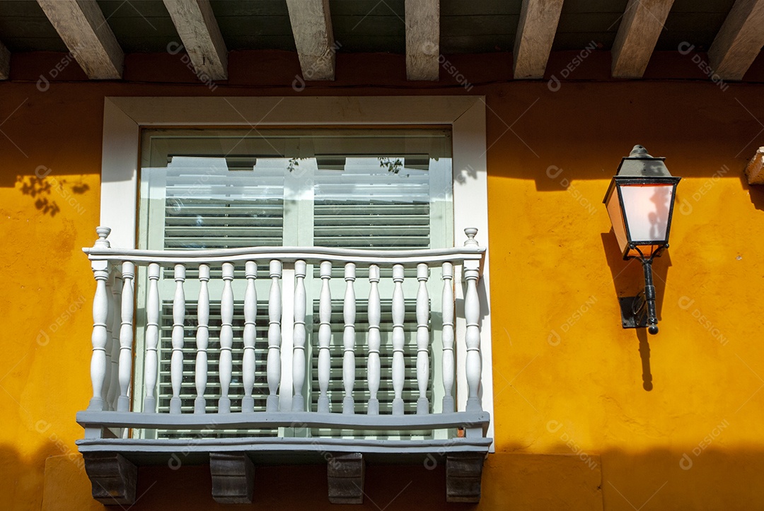 Varanda de prédios lindo da cidade de cartagena