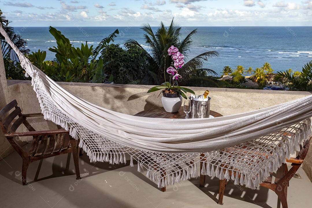 Arraial dAjuda é um distrito do município brasileiro de Porto Seguro, no litoral do estado da Bahia.