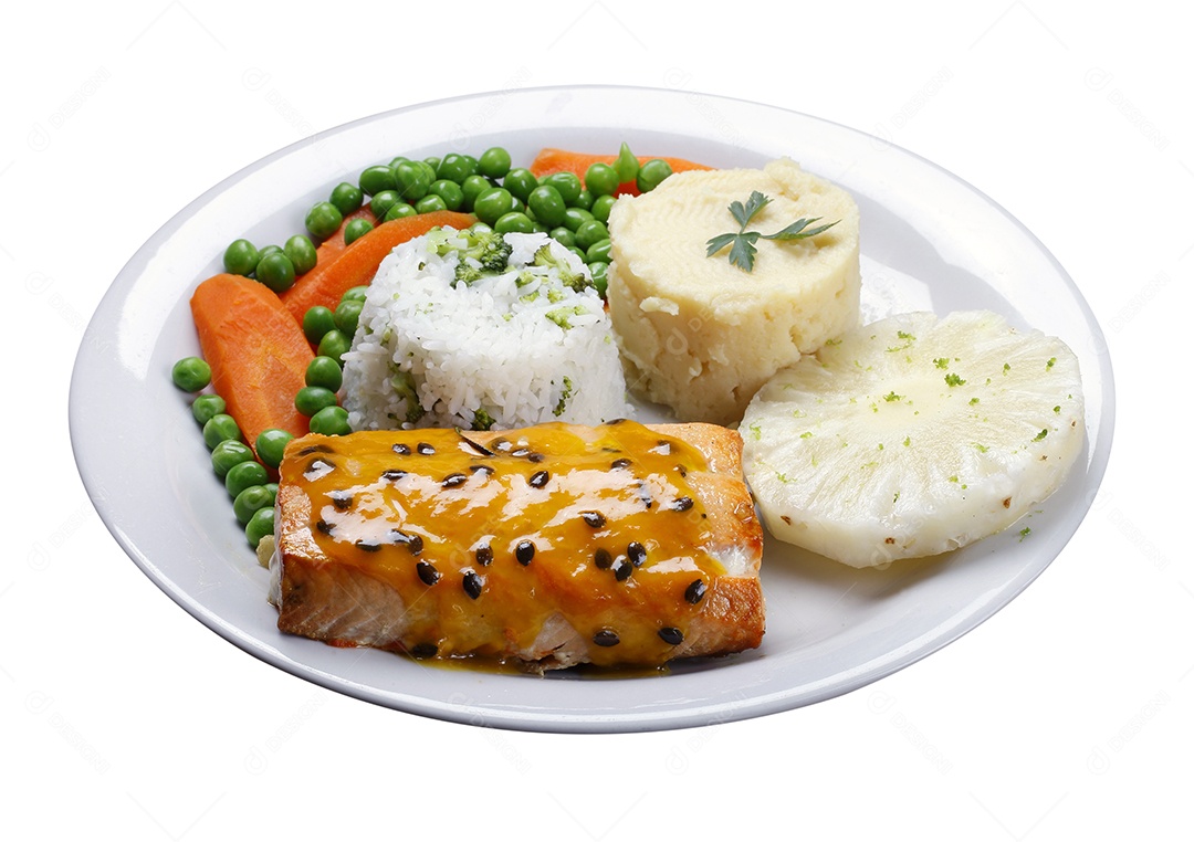 Salmão grelhado ao molho maracujá arroz purê e salada de legumes