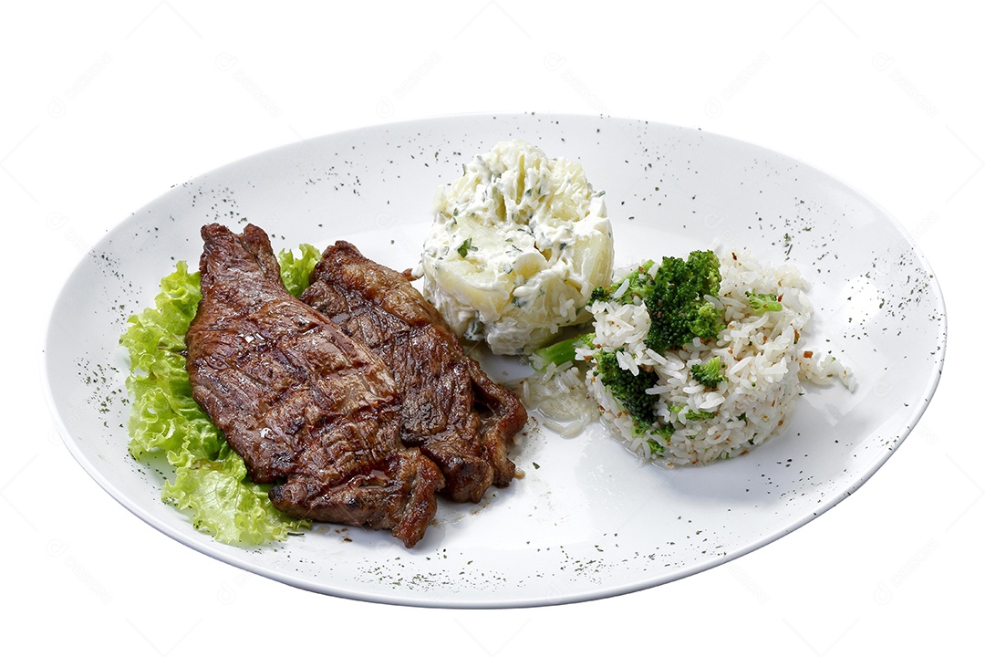 Bife de carne grelhado com arroz e maionese