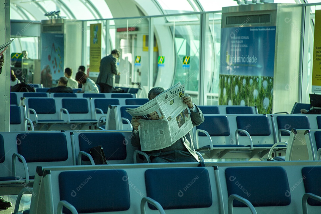 O aeroporto santos dumont é um aeroporto doméstico no Rio de Janeiro