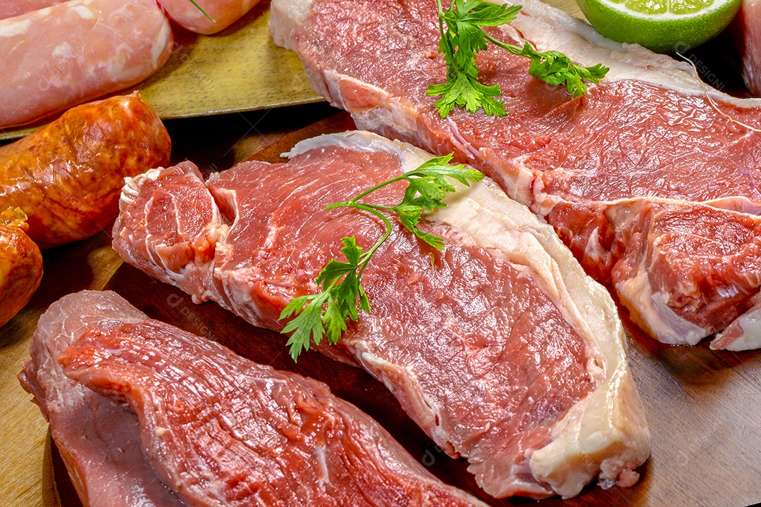 Contra bife cru vermelho lombo