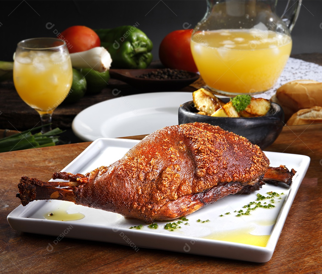 Pernil de porco com pururuca assado