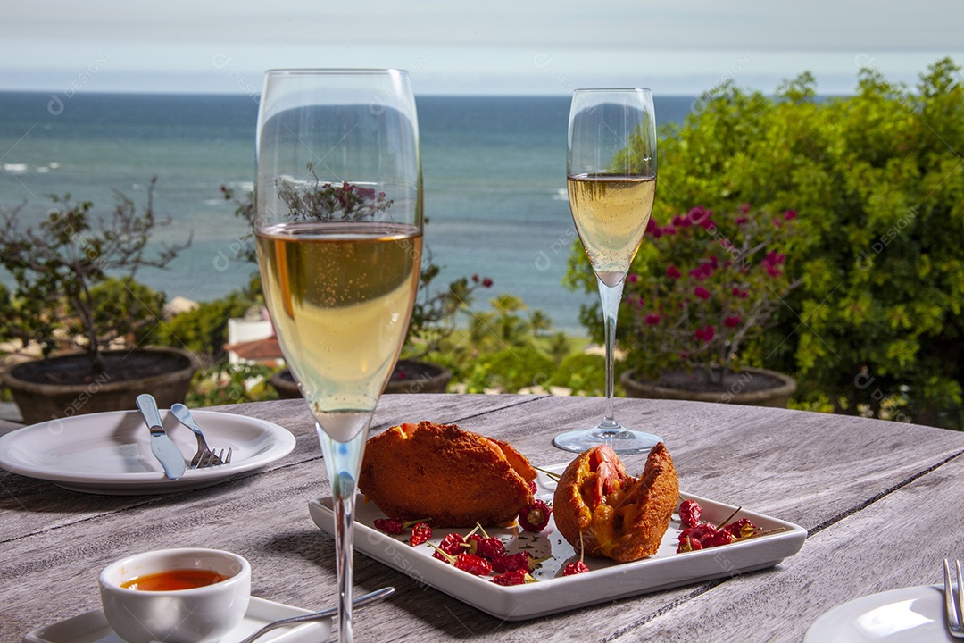 Acarajé comida de rua tradicional brasileira da Bahia