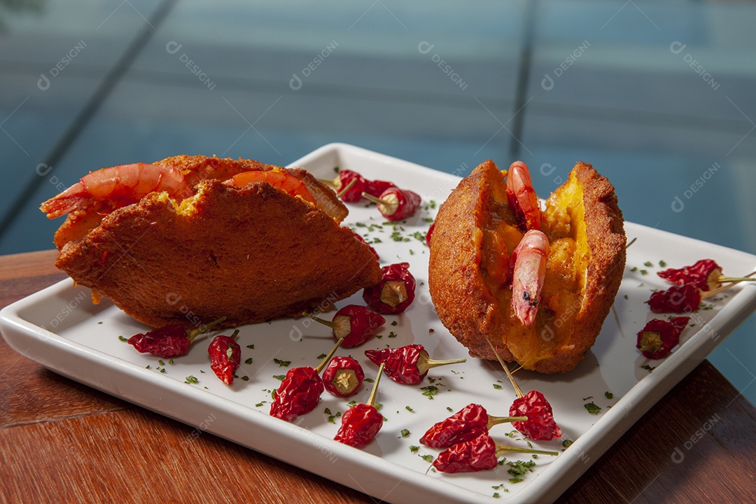 Acarajé comida de rua tradicional brasileira da Bahia