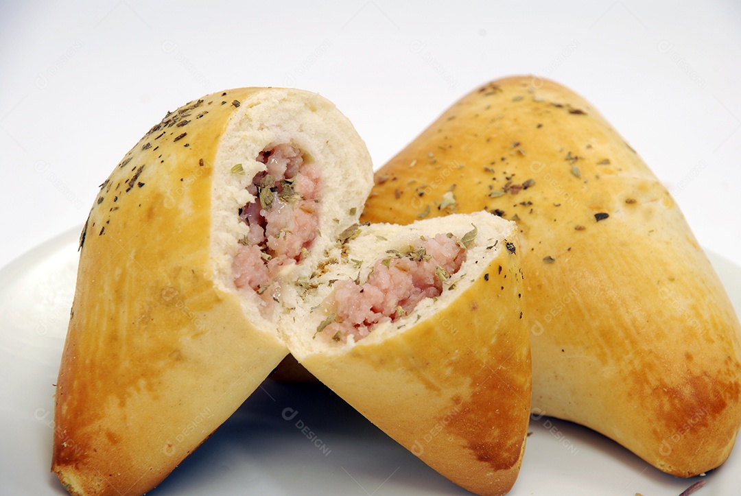 Salgado de presunto e queijo