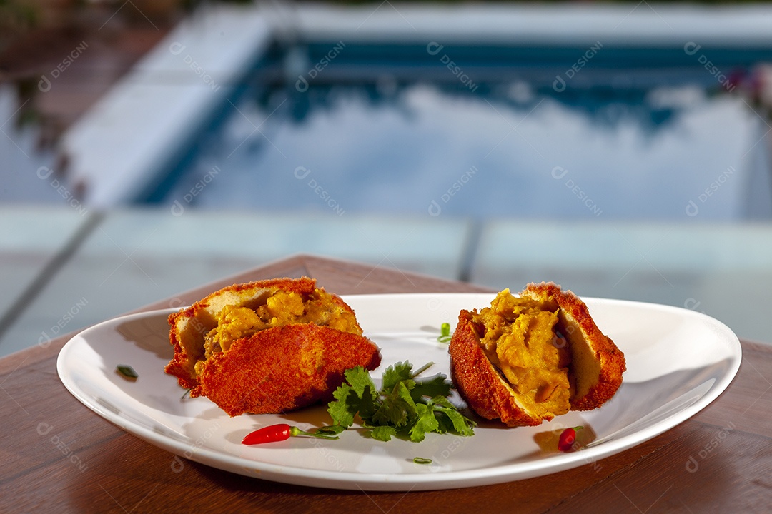 Acarajé comida de rua tradicional brasileira da Bahia