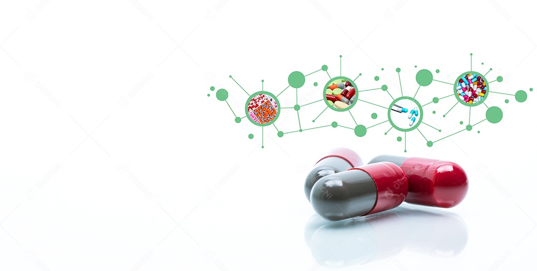 Comprimidos de cápsulas de antibióticos em fundo branco