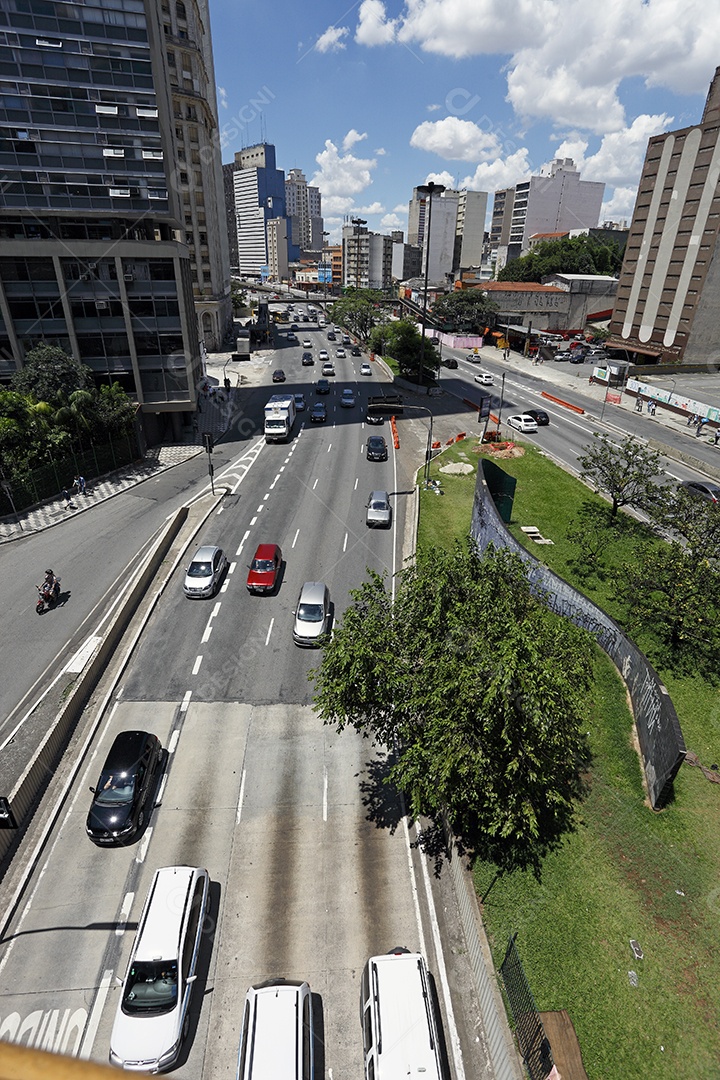 Tráfego na avenida cidade de São Paulo Brasil