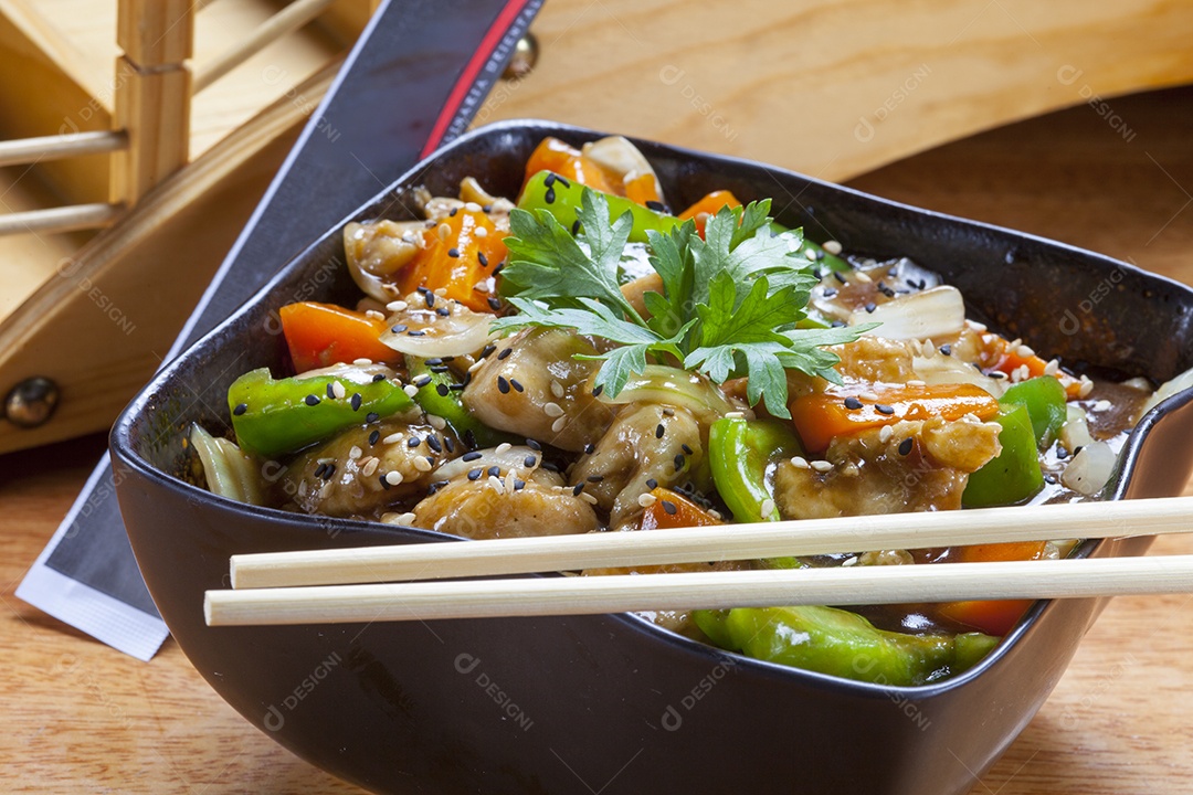 Culinária Japonesa Yakisoba