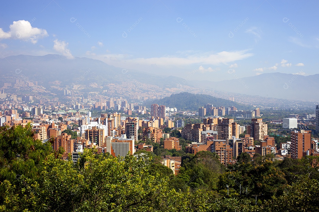 Visão de drone sobre uma cidade