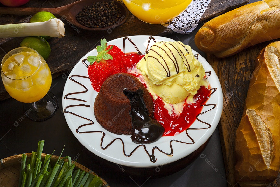 Bolo lava fondant de chocolate, petit gateau