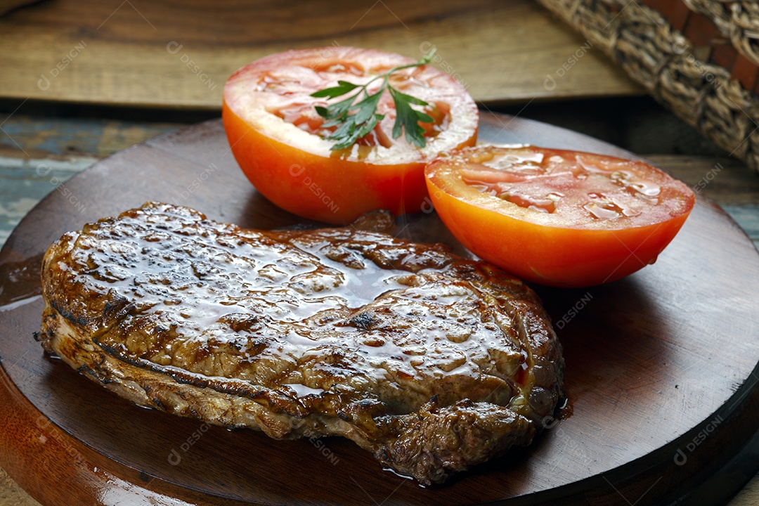 Churrasco com tomates