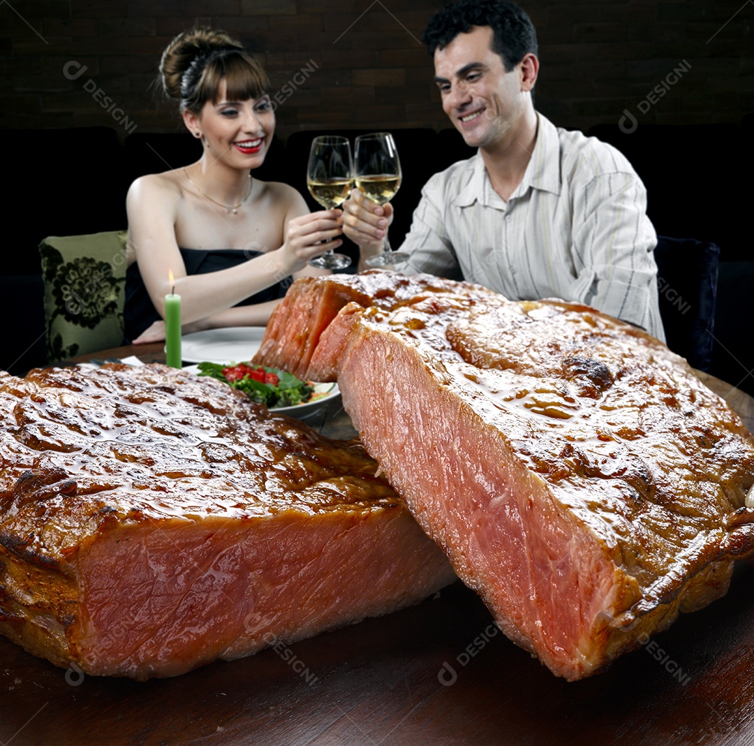 Bife grelhado mal passado