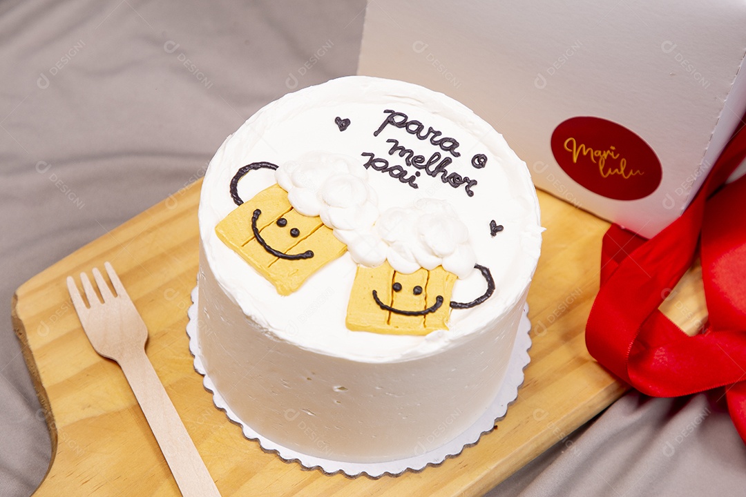 Caixa de bolo para presente de dia doa pais