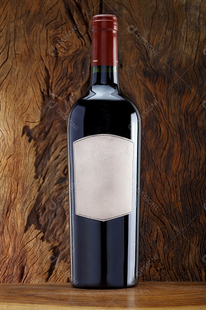 Garrafa de vinho tinto