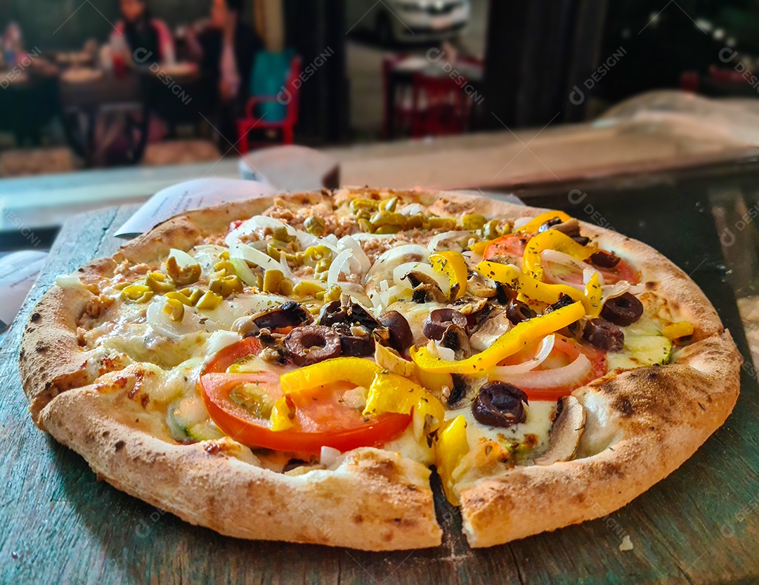 Pizza de queijo com frango