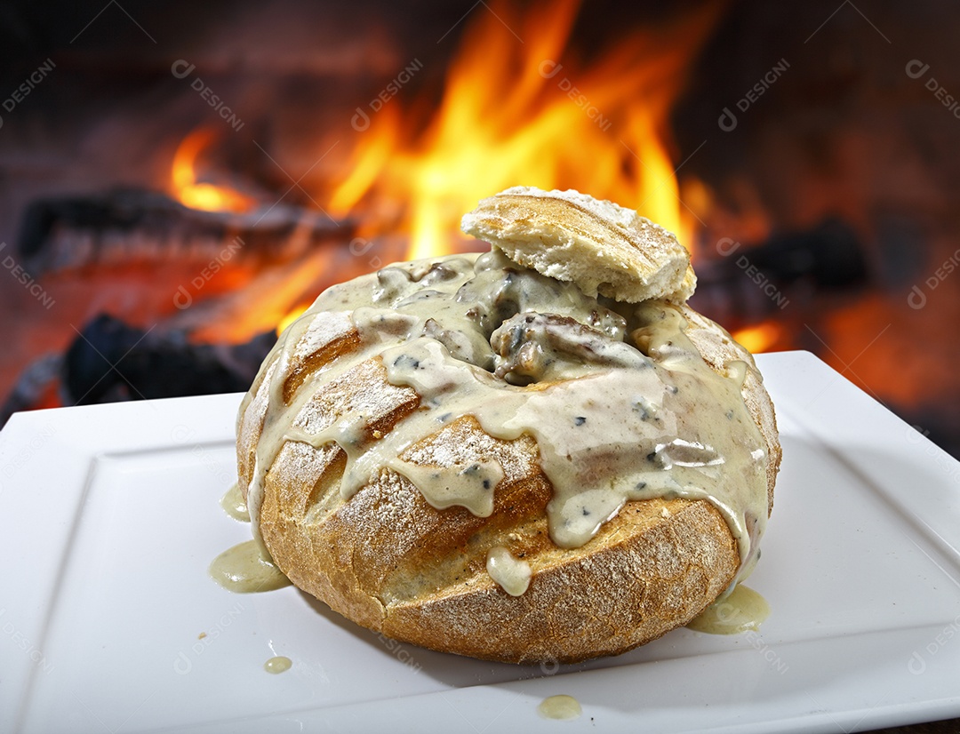 Panhoca pão recheado com carne