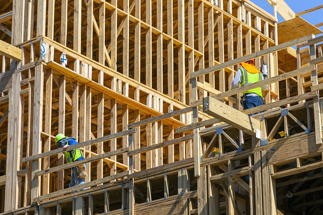 Estruturas de construção em madeira edifícios e casas