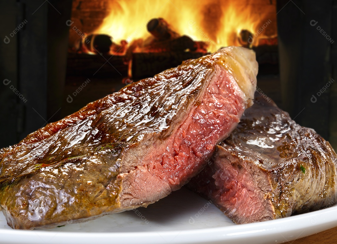 Pedaços de picanha assada deliciosa