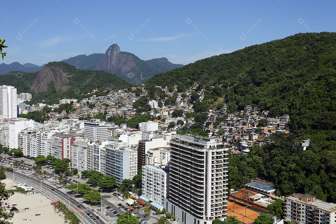 Avenida beira mar em copacabana