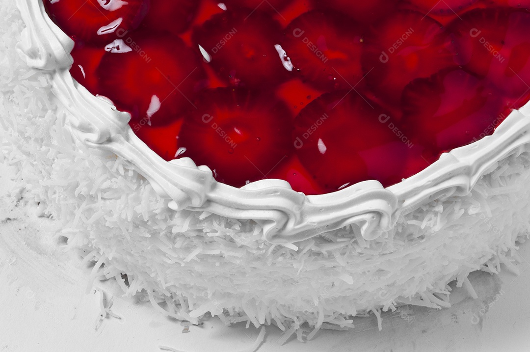 Bolo de morango com chantilly