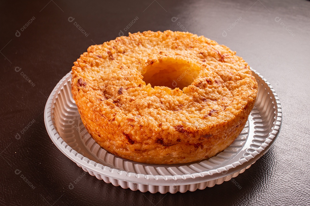 Detaçhes de um bolo caseiro de caroço