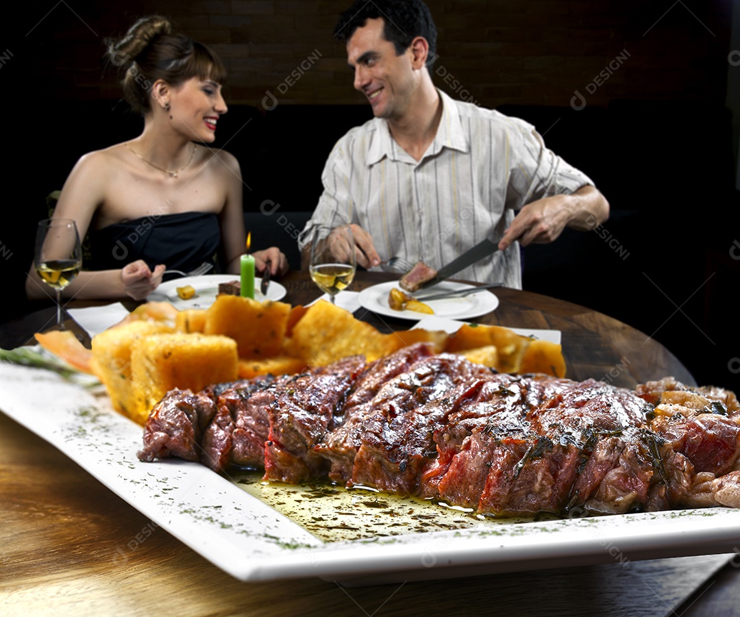 Picanha assada com mandioca cozida