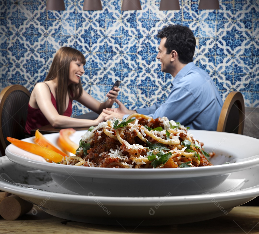 Macarrão a bolonhesa com queijo