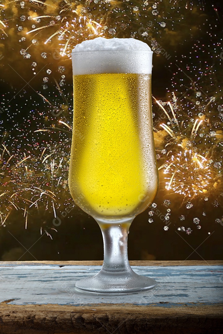 Taça de cerveja gelada