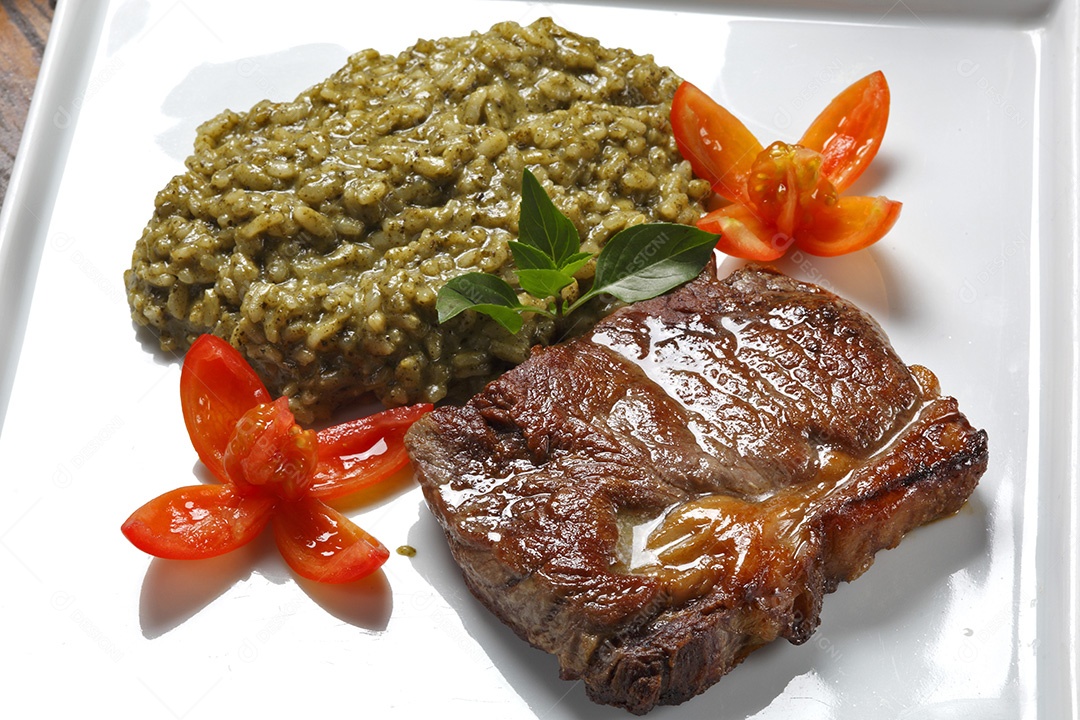 Carne grelhada com risoto