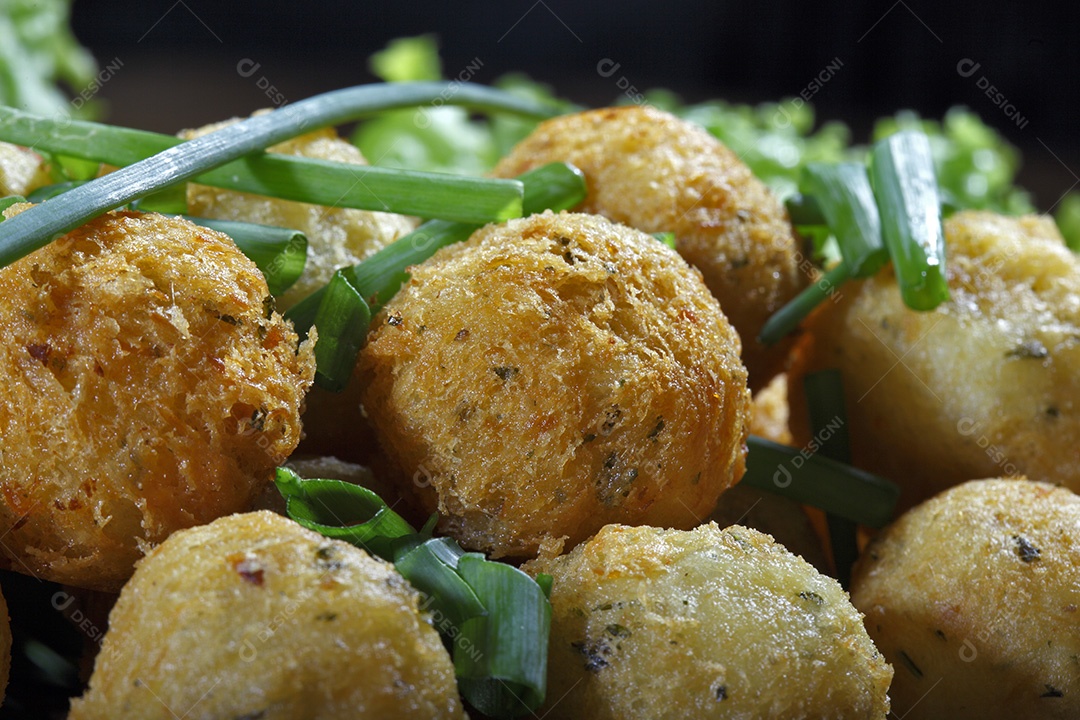 Deliciosos bolinhos de bacalhau