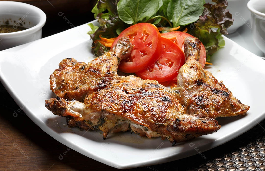 Frango assado coom salada