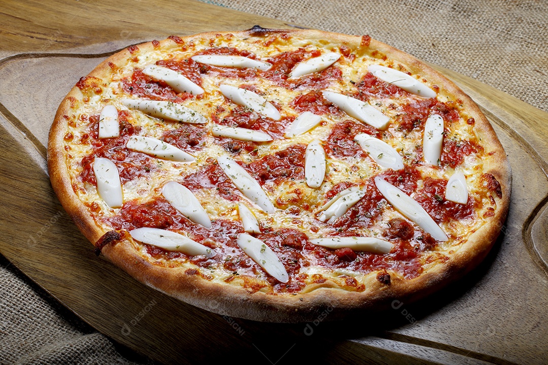 Pizza de mussarela e palmito