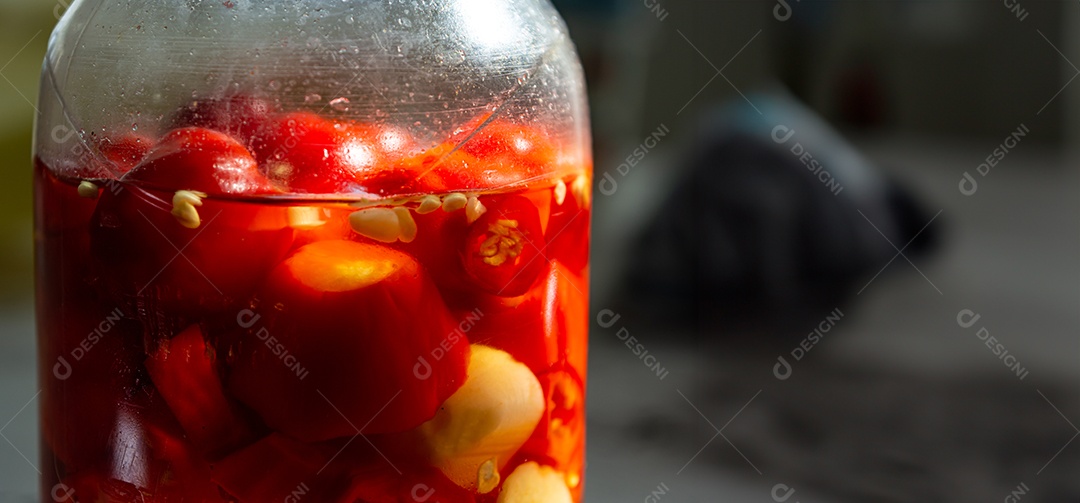 Pote de pimenta em conserva