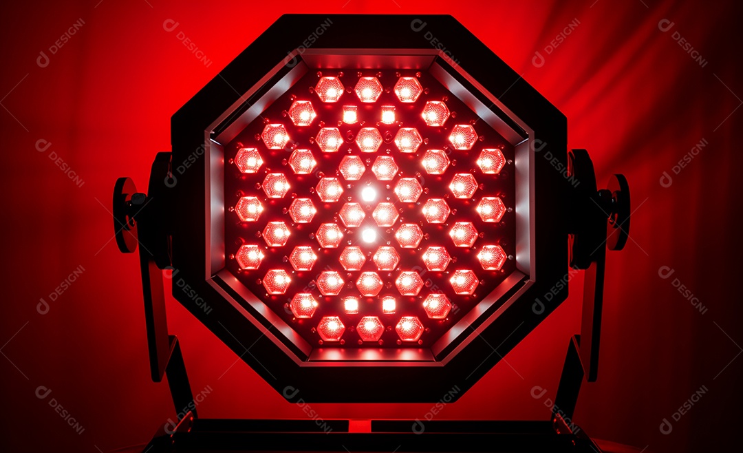 Detalhes do refletor com luz vermelha